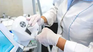 medical tech disinfecting device